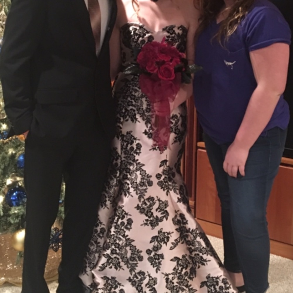 Prom gown